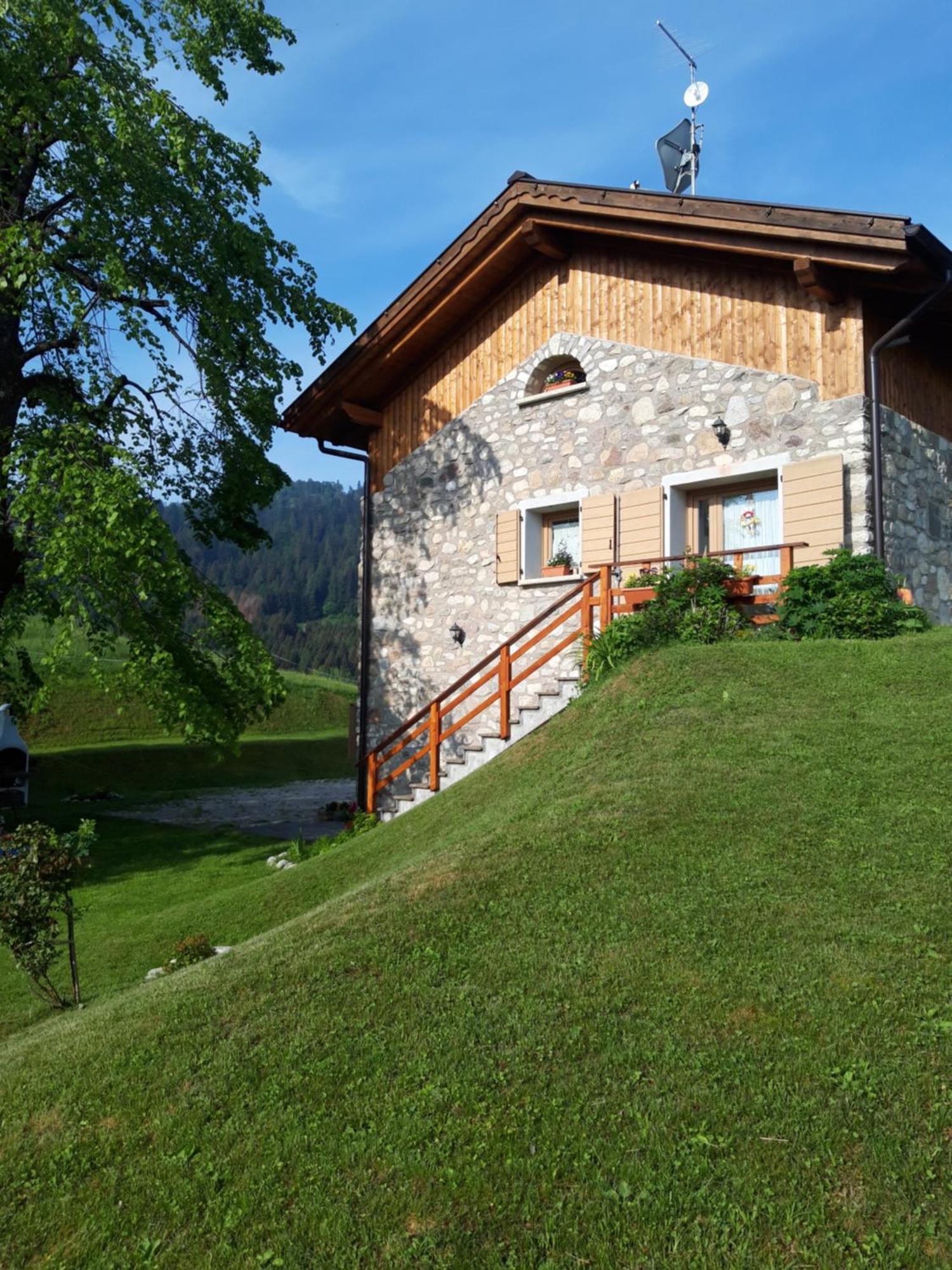 B&B Ai Marchetini Cinte Tesino Buitenkant foto